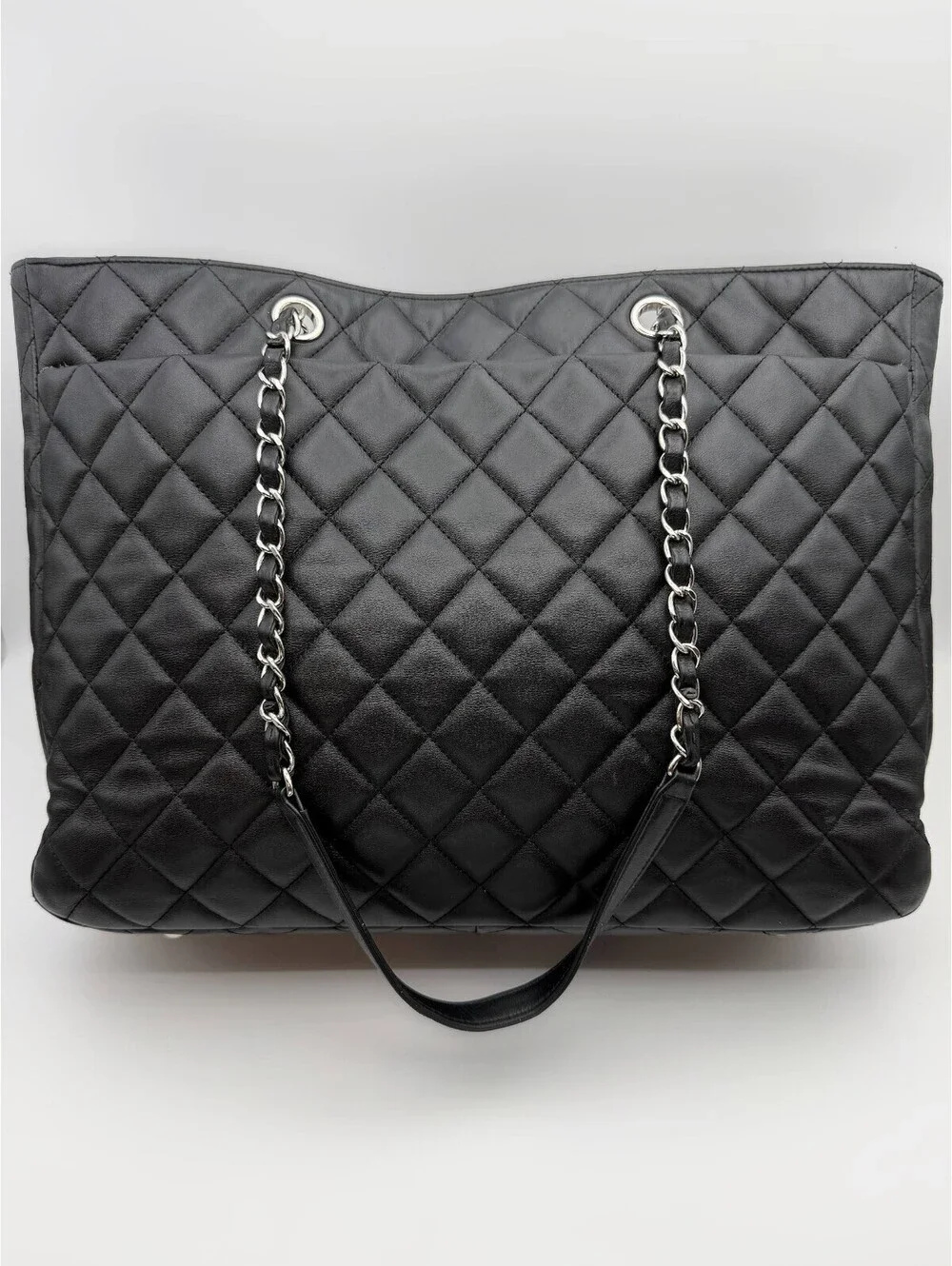 CHANEL timeless cc
